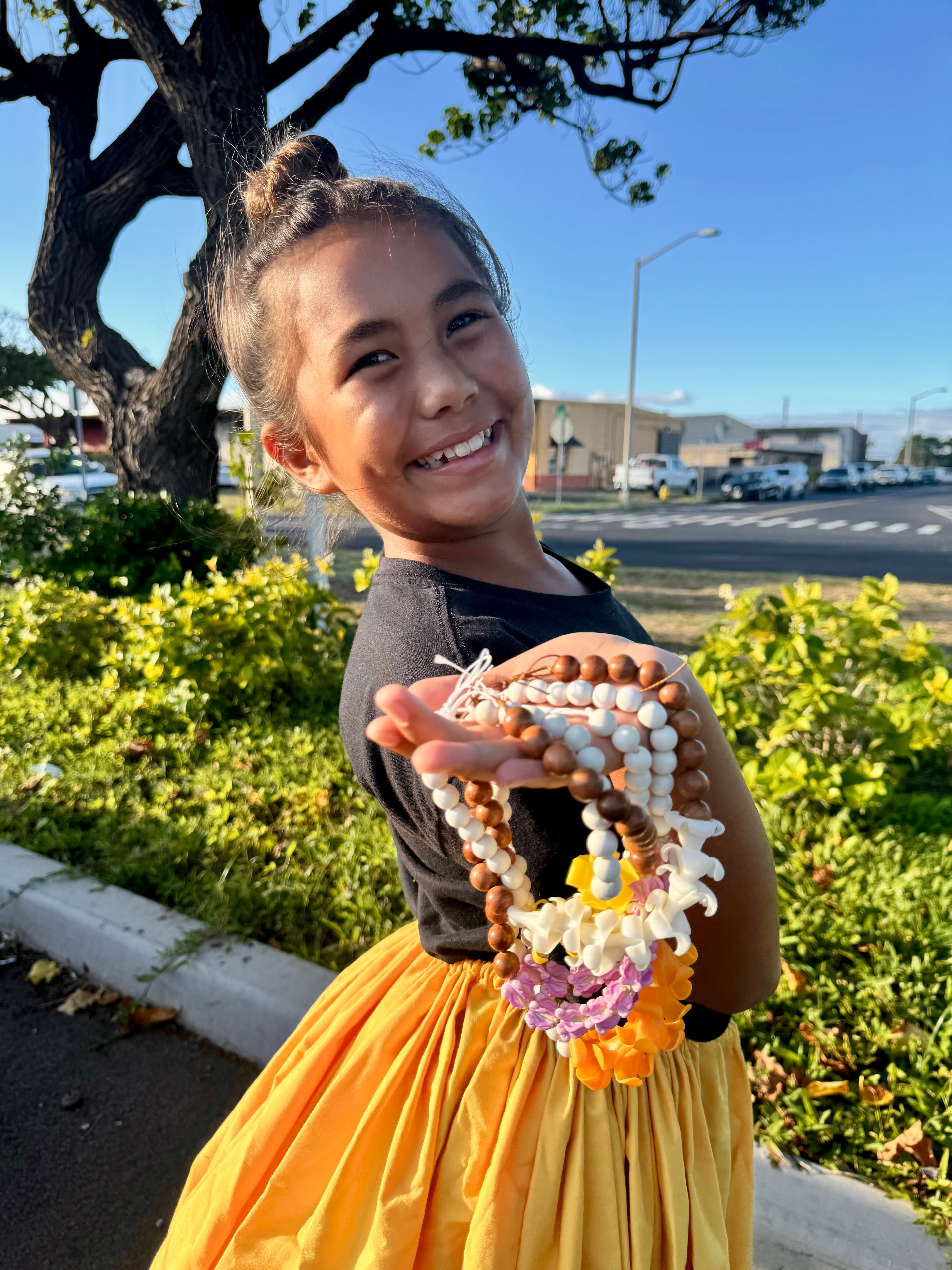 purple crown lei for car mirror